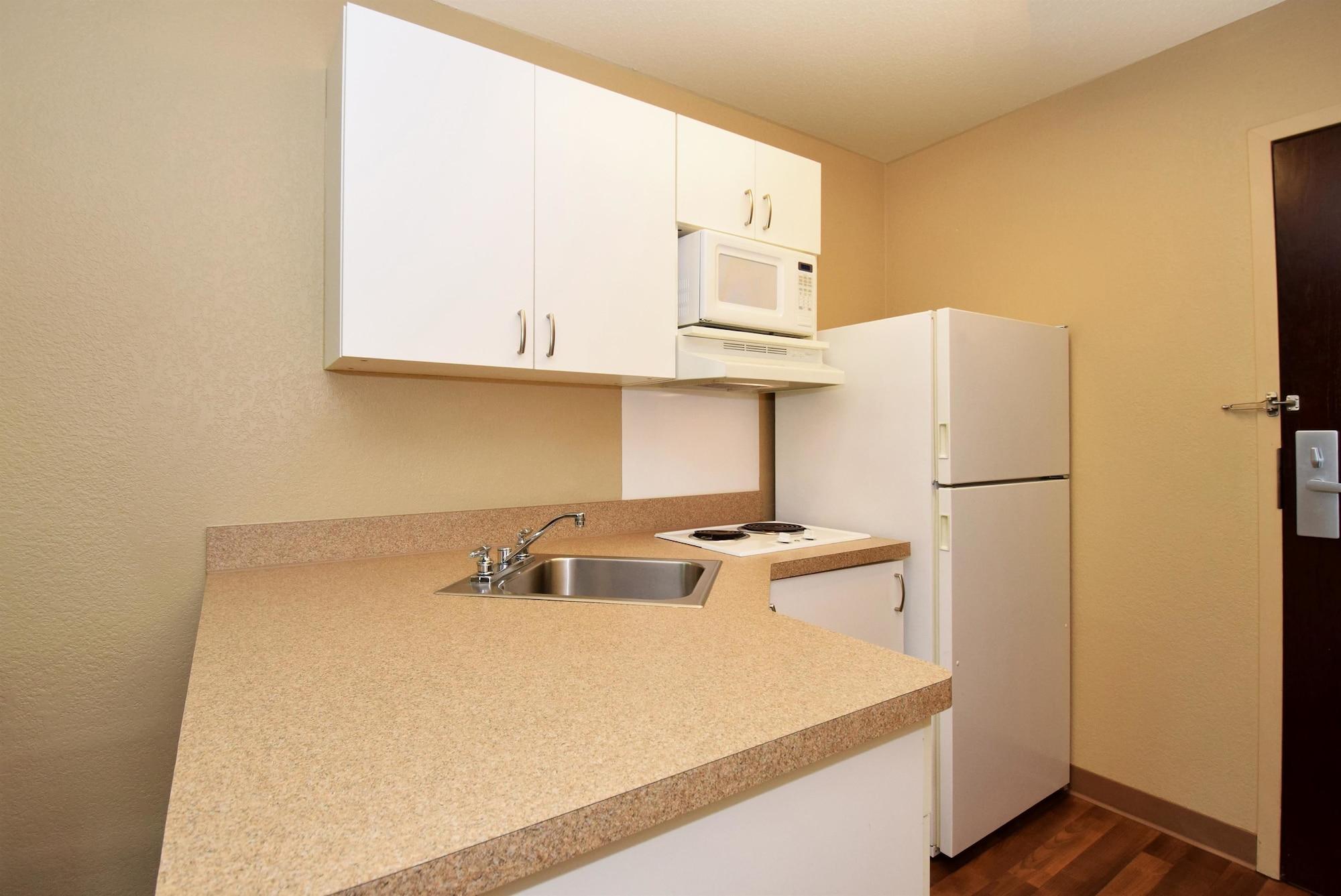 ניופורט ביץ' Extended Stay America Suites - Orange County - John Wayne Airport מראה חיצוני תמונה